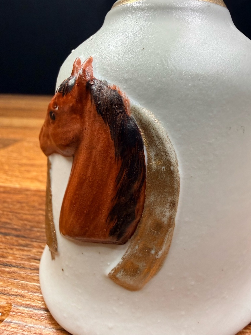 1979 SUNSET HOUSE Bell with Horse and Horseshoe - Picture 9 of 13
